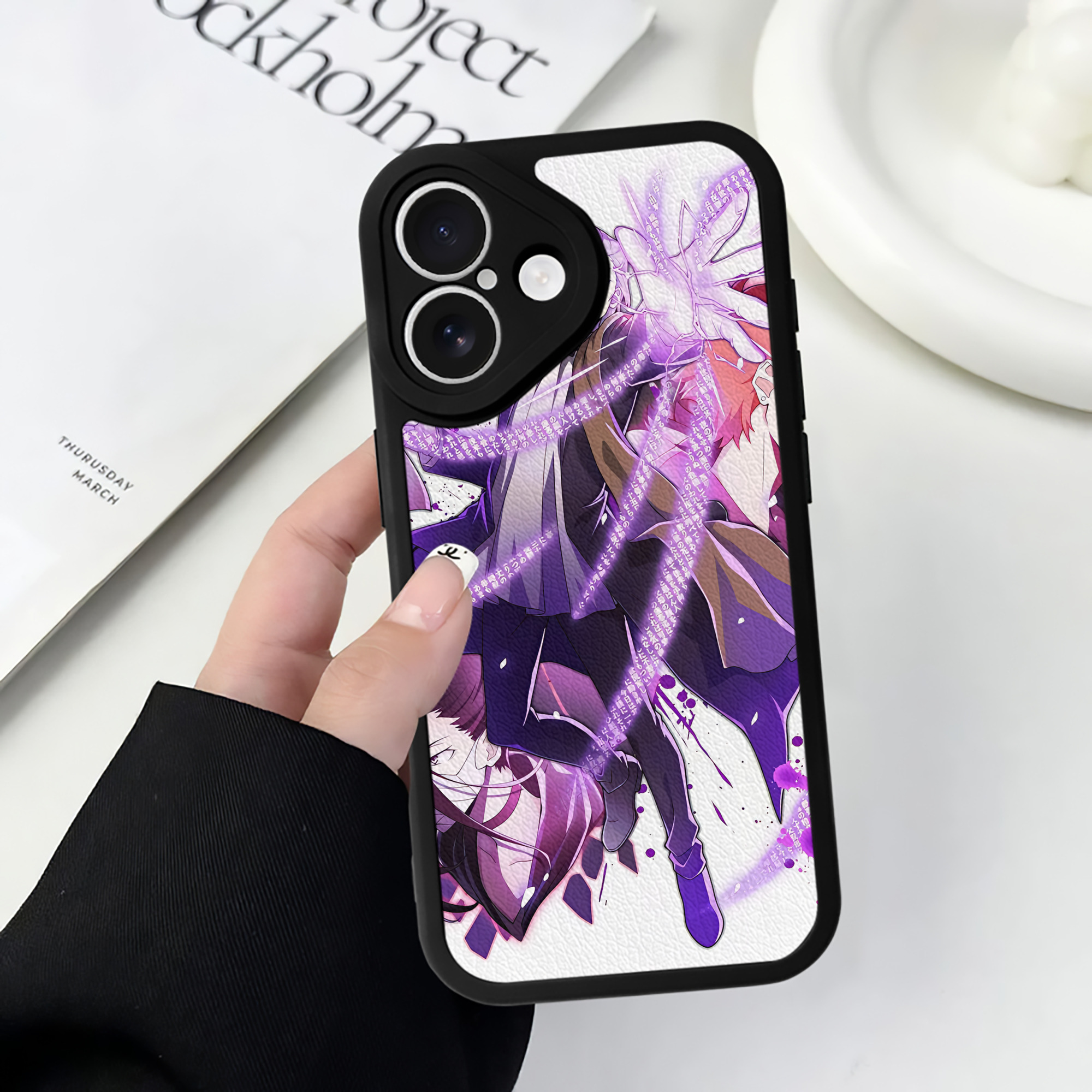 （画像用） 文豪ストレイドッグス Bungo Stray Dogs 【iPhone 16シリーズ対応】シリコンスマホケース（レザー調） 材質：シリコン